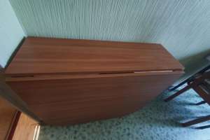 Объявление №46552 : продам стол раскладной две створки